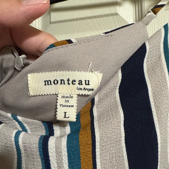 Monteau jumpsuit - Picture 2 of 3